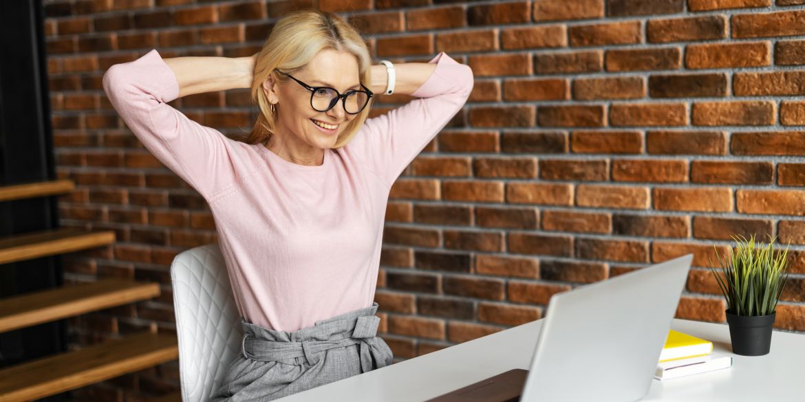 Journée de travail : 10 exercices pour garder une bonne posture